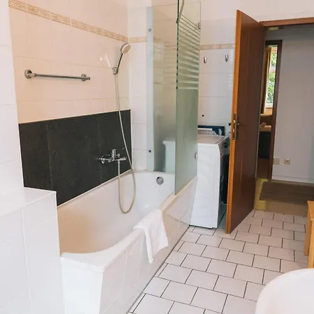 شقة Rr - Comfortable 90 & 60 Qm - - Wifi *